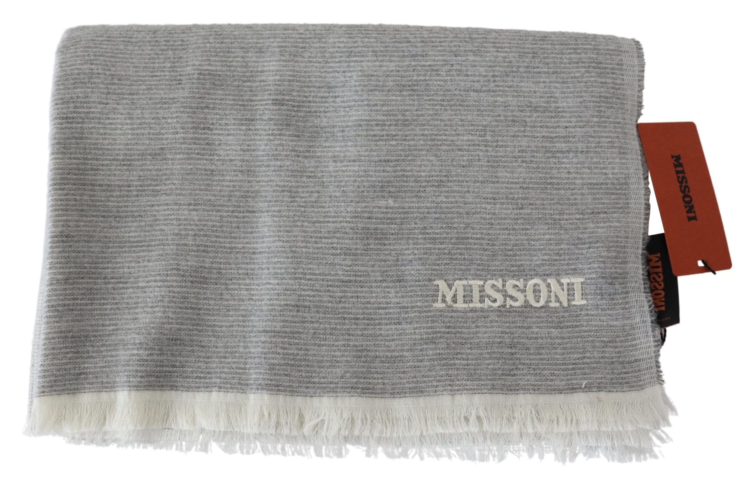 Beige 100% Wool Unisex Neck Wrap ScarfMISSONI Gorgeous brand new with tags, 100% Authentic Missoni wool scarf with brand logo embroidery. Material: 100% Wool Color: Beige Gender: Unisex Fringes Logo details Made in Italy SIZE: 180cm x 64cmBeige 100% Wool