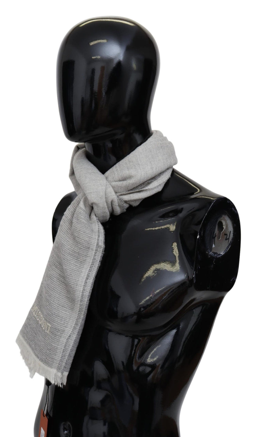 Beige 100% Wool Unisex Neck Wrap ScarfMISSONI Gorgeous brand new with tags, 100% Authentic Missoni wool scarf with brand logo embroidery. Material: 100% Wool Color: Beige Gender: Unisex Fringes Logo details Made in Italy SIZE: 180cm x 64cmBeige 100% Wool