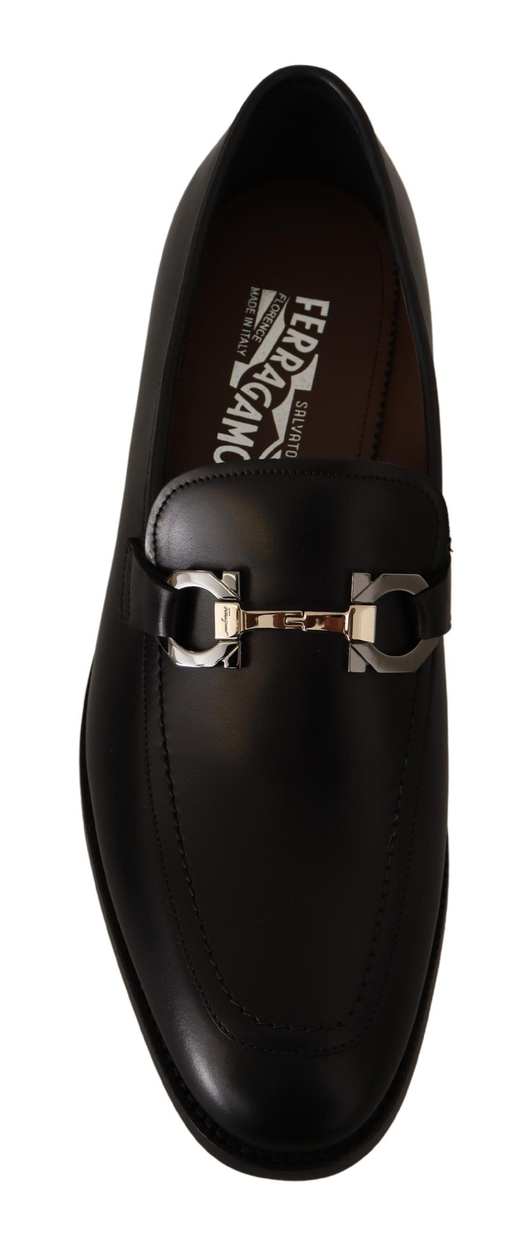 Suave Black Leather Gancio Bit LoafersStep into sophistication with our exquisite Salvatore Ferragamo loafers, the epitome of luxury for the discerning gentleman. Crafted with the highest attention to detail, these formal shoes are more than just footwear