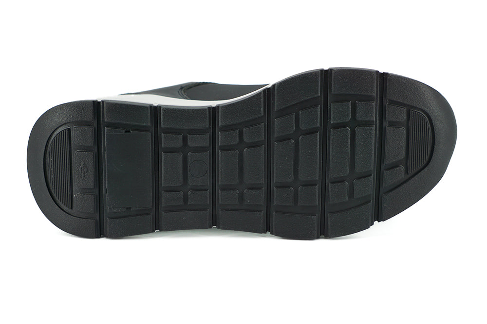 Elegant Monochrome Leather SneakersStep into luxury with these stunning, 100% Authentic Versace Sneakers. These beauties come brand new with tags, dustbag, and their original shoe box. These sneakers are not just footwear; they’re a statement. Made in Ita