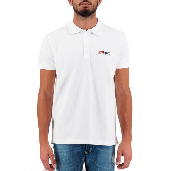 Elegant White Cotton Polo Shirt with Contrasting LogoDiscover the epitome of casual sophistication with our Diesel white cotton polo shirt. A versatile addition to your wardrobe, this polo exudes elegance with a contrasting logo detail on the front and a