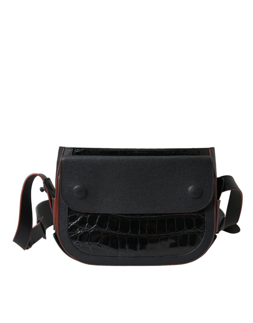 Black Exotic Leather Shoulder Crossbody Camera BagBALENCIAGA Gorgeous brand new, 100% Authentic BALENCIAGA women’s leather camera bag. Model: Shoulder bag Material: 100% Crocodile exotic Leather Colour: Black Strap: Shoulder strap Black inner lining Snap