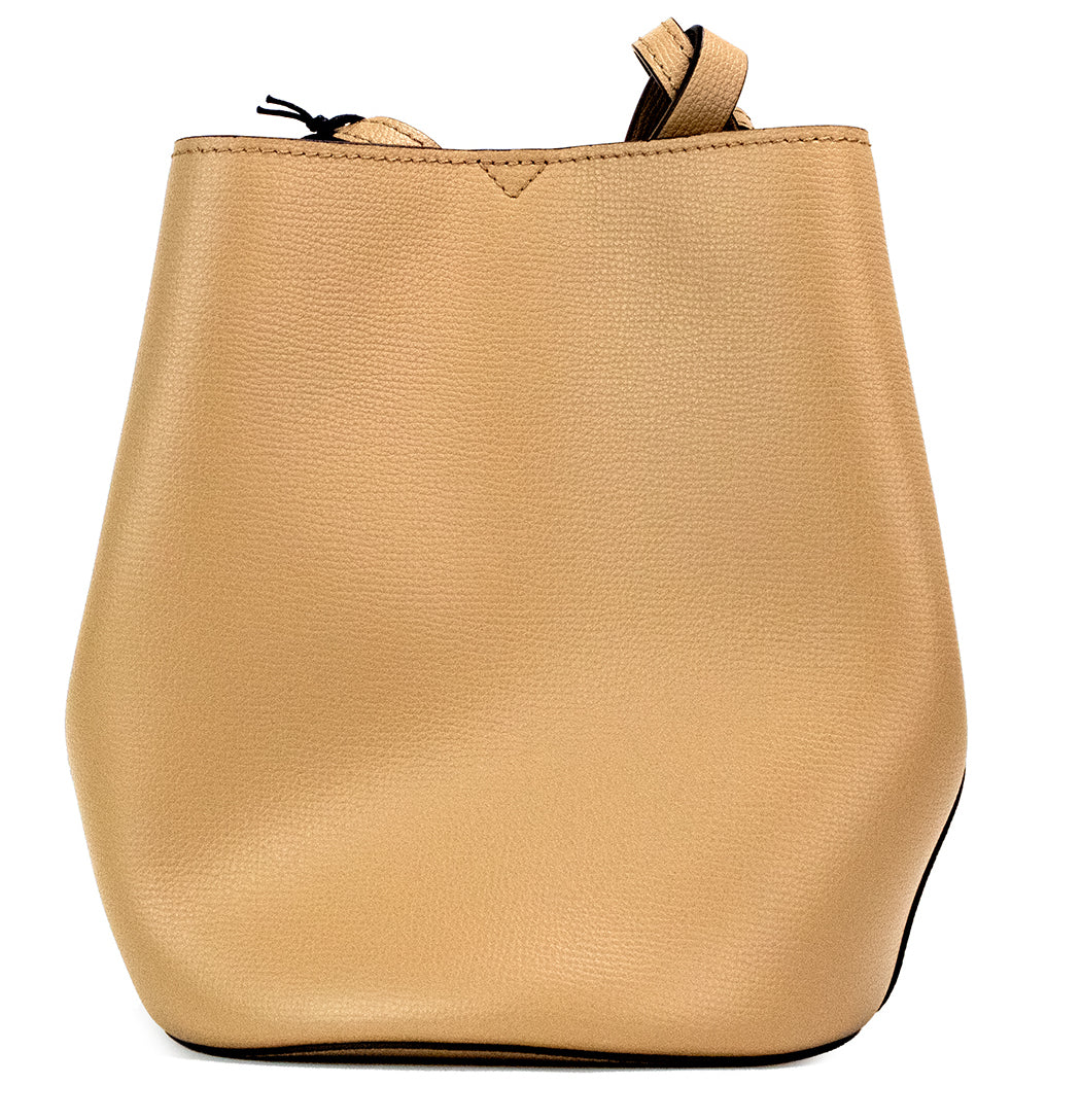 Lorne Small Camel Haymarket Check Pebble Leather Bucket Handbag PurseStyle: Burberry Lorne Small Haymarket Check Bucket Crossbody Bag (Camel) Material: Pebbled Leather Features: Inner Zip Pocket, Haymarket Check Leather Lining, Adjustable Crossbody Strap,