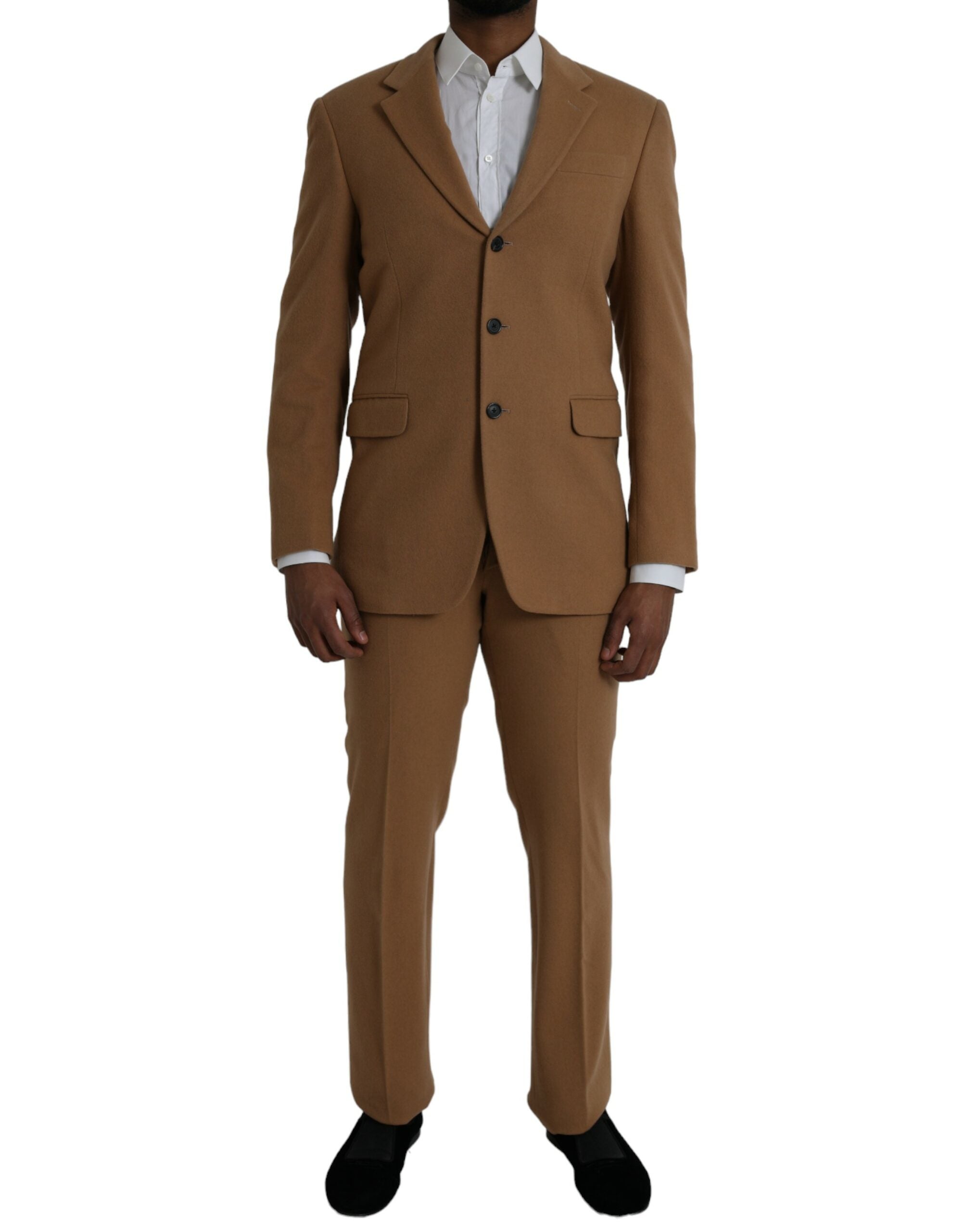 Costume deux pièces en cachemire marron à simple boutonnage