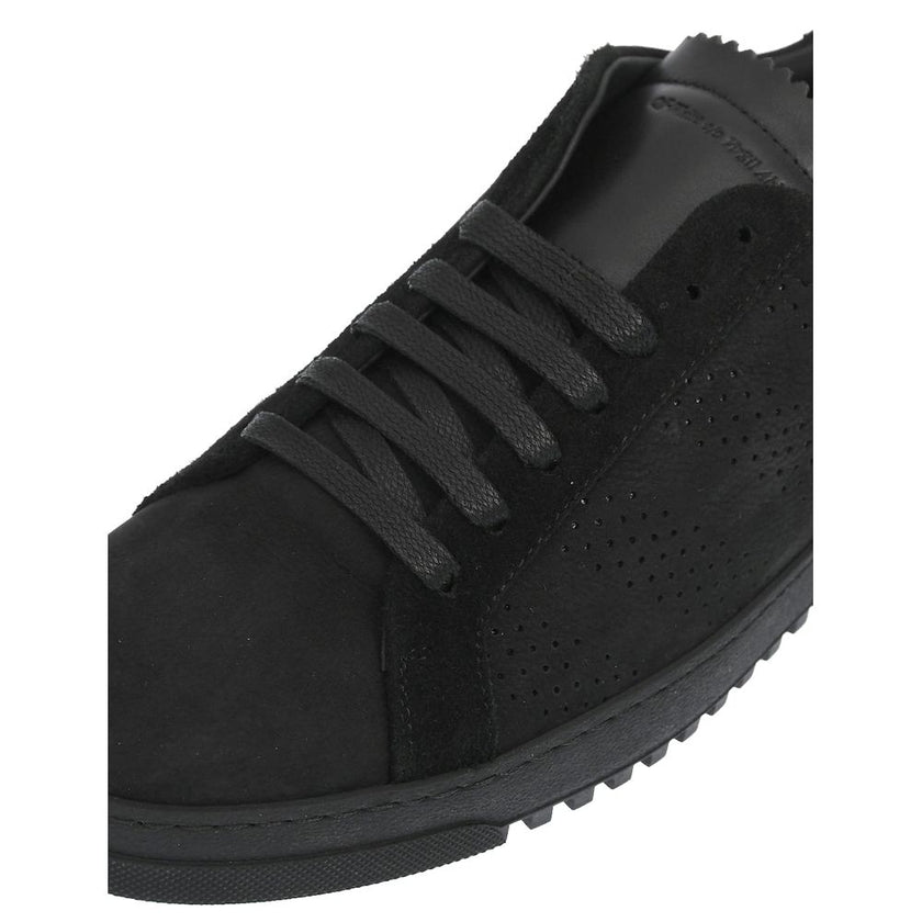 Black Calfskin Women SneakerElevate your sneaker game with the cutting-edge Off-White lace-ups. Crafted in Italy with plush suede calfskin, these black beauties blend superior comfort with avant-garde style. Designed to turn heads and keep feet fresh with