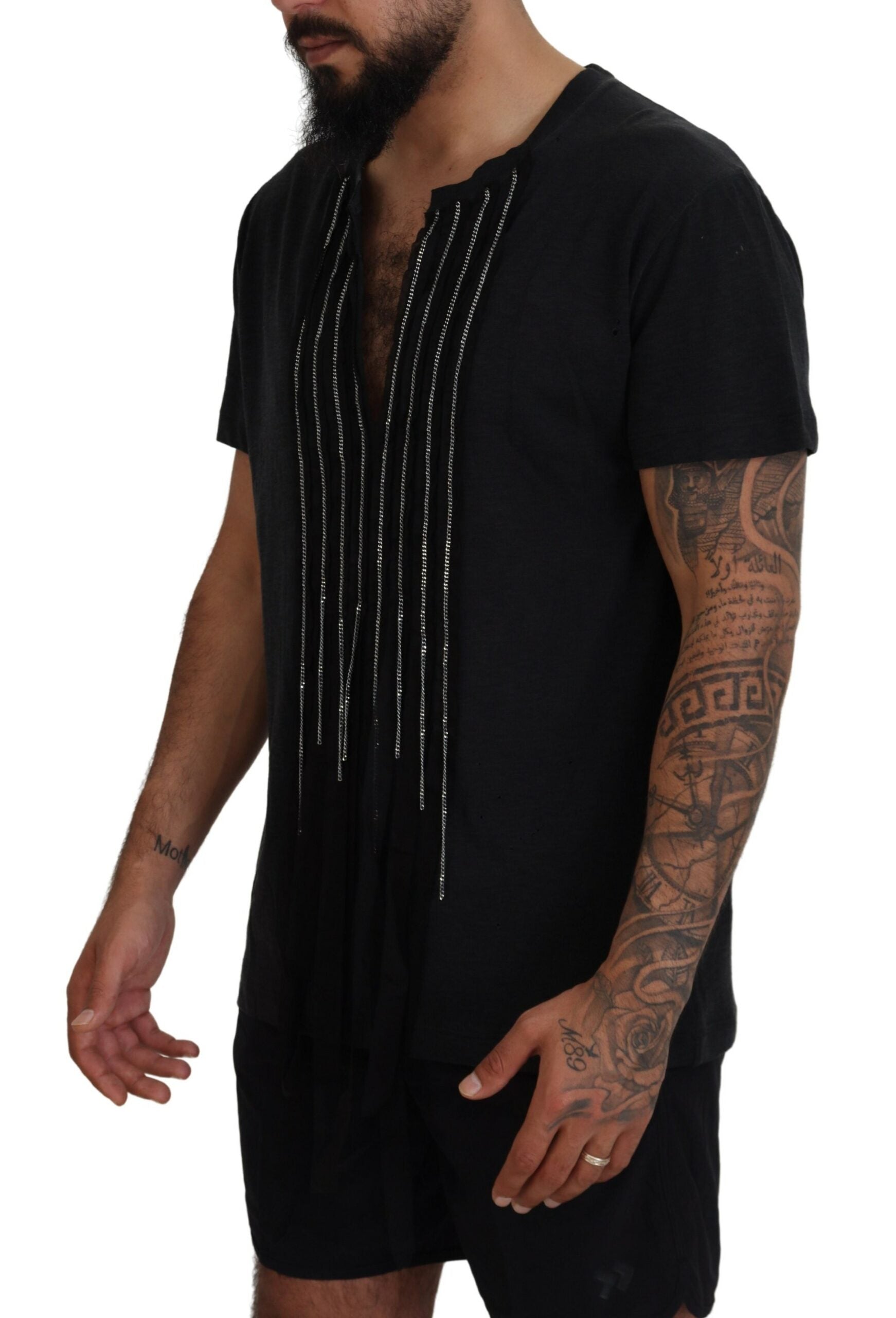 Schwarzes Baumwoll-T-Shirt mit Kettendetail