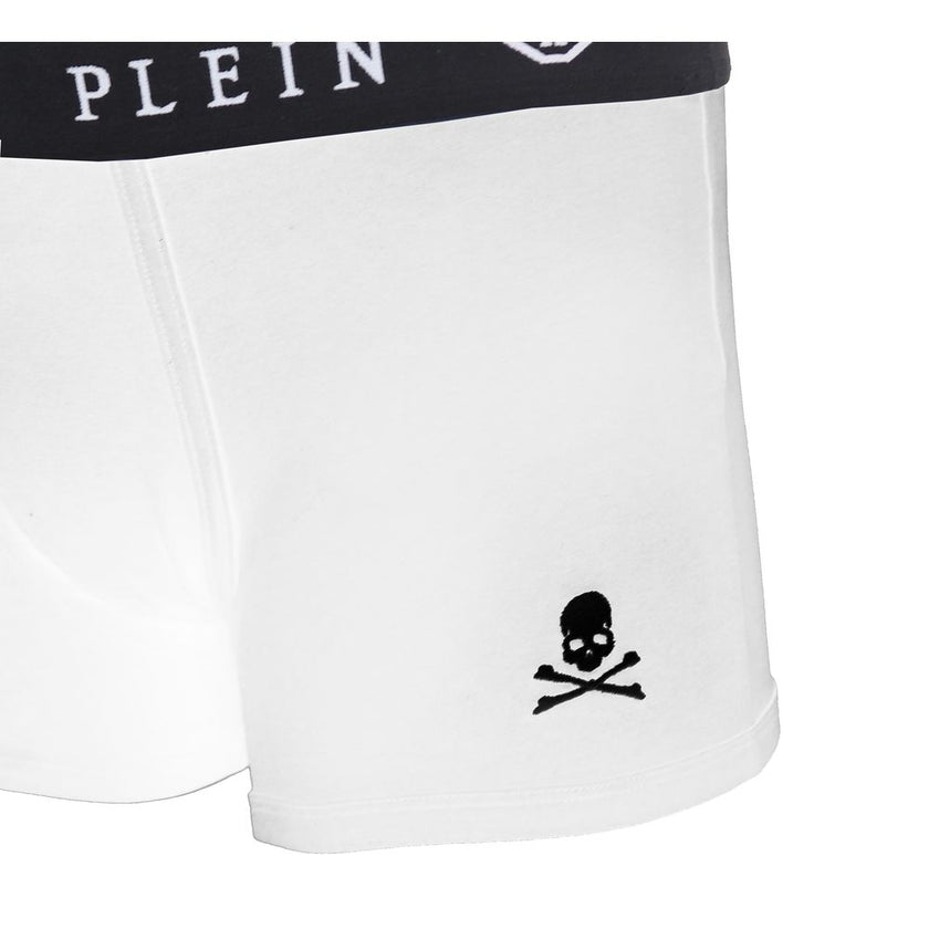 White Cotton Men's BoxerDare to define your style with superior comfort in Philipp Plein’s exclusive boxer set. Crafted with a precise blend of 95% cotton and 5% elastane, these white, elasticated boxers offer a snug fit while enhancing your fashion cred