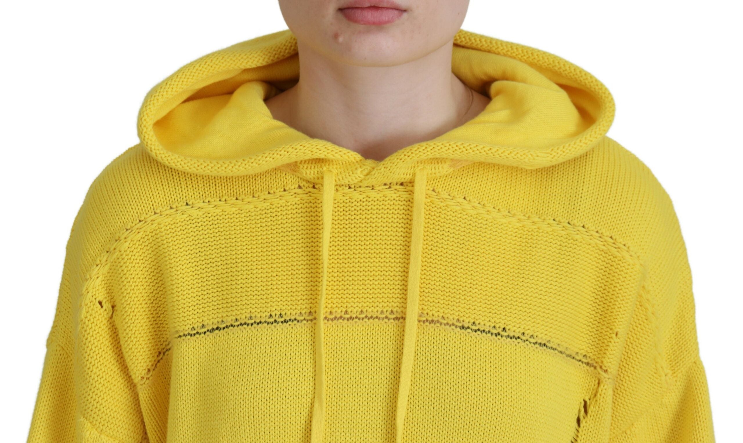 Pull à capuche en coton jaune tricoté