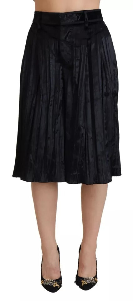 Pantalon noir plissé taille haute jambes larges et court