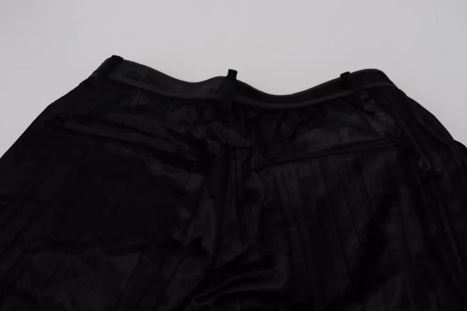 Pantalon noir plissé taille haute jambes larges et court