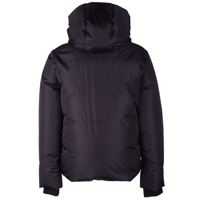 Black Nylon Men Down JacketElevate your outerwear with the Dsquared² men’s down jacket, a seamless blend of urban sophistication and rugged functionality. Crafted from premium black nylon and insulated with pure goose down, this jacket promises unparallel