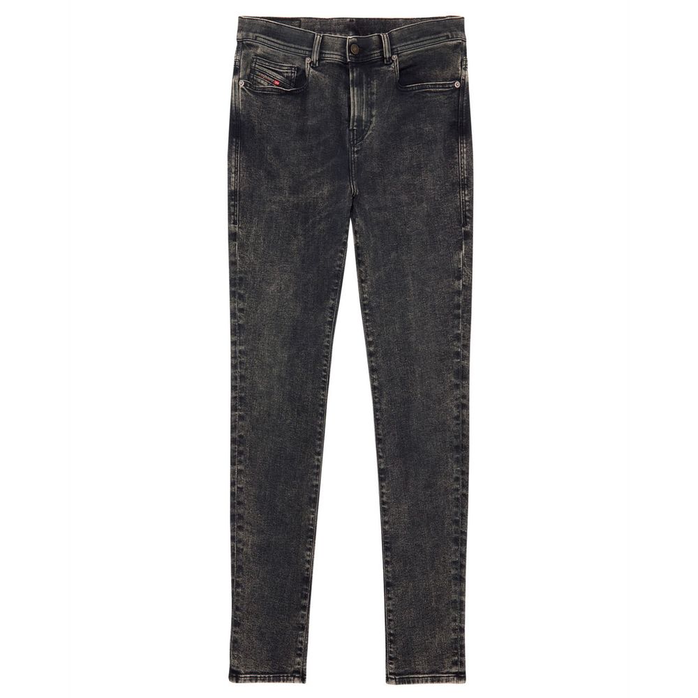 Black Cotton Men JeanElevate your wardrobe with the Diesel denim skinny jeans, epitomizing the fusion of edgy rock flair and 80s chic. These high-waisted, skintight marvels crafted from premium cotton and elastane promise a perfect blend of comfort with a