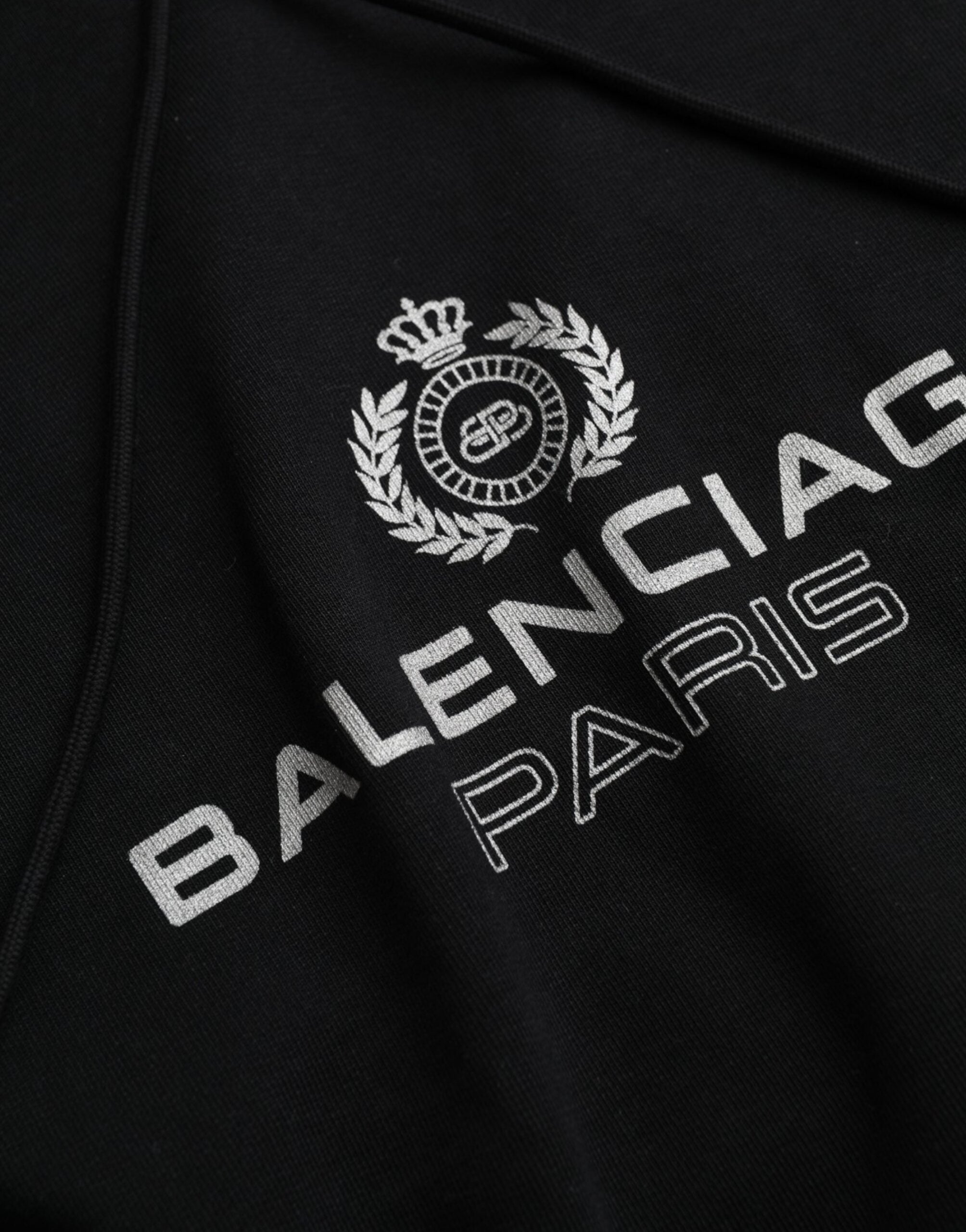 Black Cotton Logo Hooded Pullover Sweatshirt SweaterBALENCIAGA Absolutely stunning, 100% Authentic, brand new with tags BALENCIAGA hooded sweatshirt with logo print. Model: Pullover hooded sweater Colour: Black Material: 100% Cotton Logo details Made in P