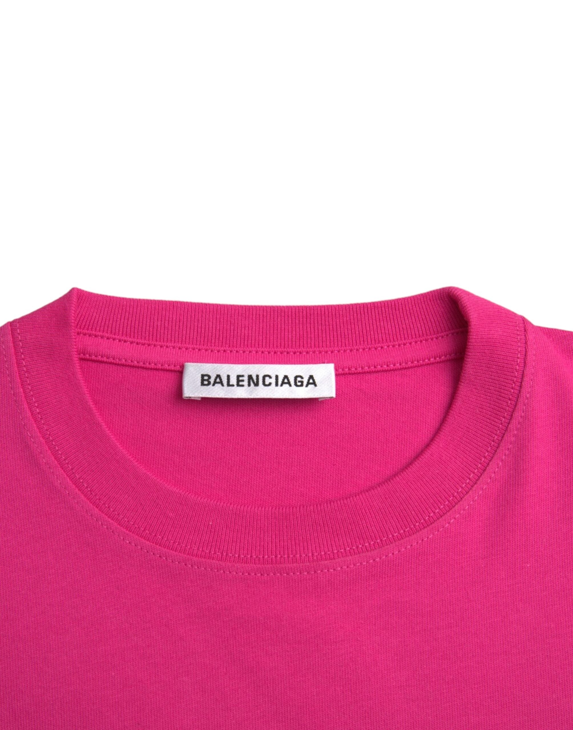 Pink Cotton Crew Neck Short Sleeves Tee T-shirtBALENCIAGA Absolutely stunning, 100% Authentic, brand new with tags BALENCIAGA cotton crew neck t-shirt. Model: Short sleeves crew neck t-shirt Colour: Pink Material: 100% Cotton Logo details Made in Portugal