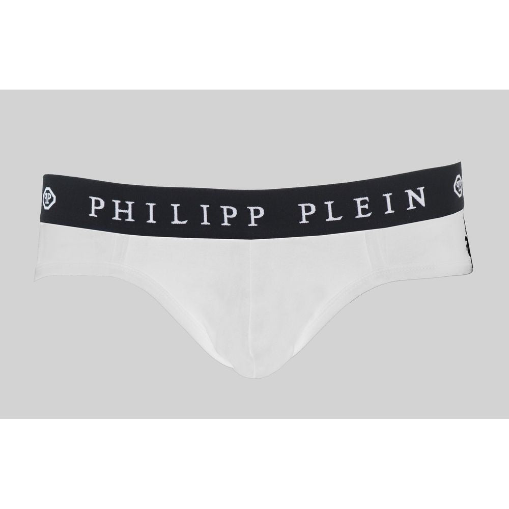 White Cotton Men Boxer ShortStep up your undergarment game with these exceptional Philipp Plein boxer shorts, where comfort meets luxury in a seamless blend. Designed to provide an unparalleled fit, these white boxer shorts feature the iconic Philipp Plei