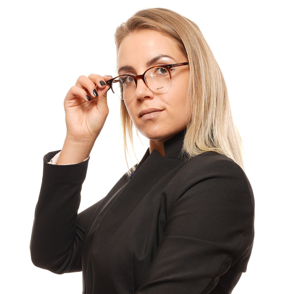 Brown Plastic Glasses (Frames)Gender Unisex Main color Brown Frame color Brown Frame material Plastic Lenses Color Demo glasses Lenses Material Plastic Lenses Effect No Extra Lenses width 47 Size 47-20-145 Lenses Height 41 Bridge width 20 Frame width 132