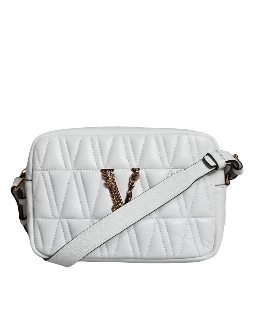 White Quilted Nappa Leather Crossbody Shoulder BagVERSACE Absolutely stunning, 100% Authentic, VERSACE bags. Brand logo, solid color, crossbody strap, zipper fastening. Model: Crossbody bag Material: 100% Nappa Leather Colour: White Black inner lining Zip