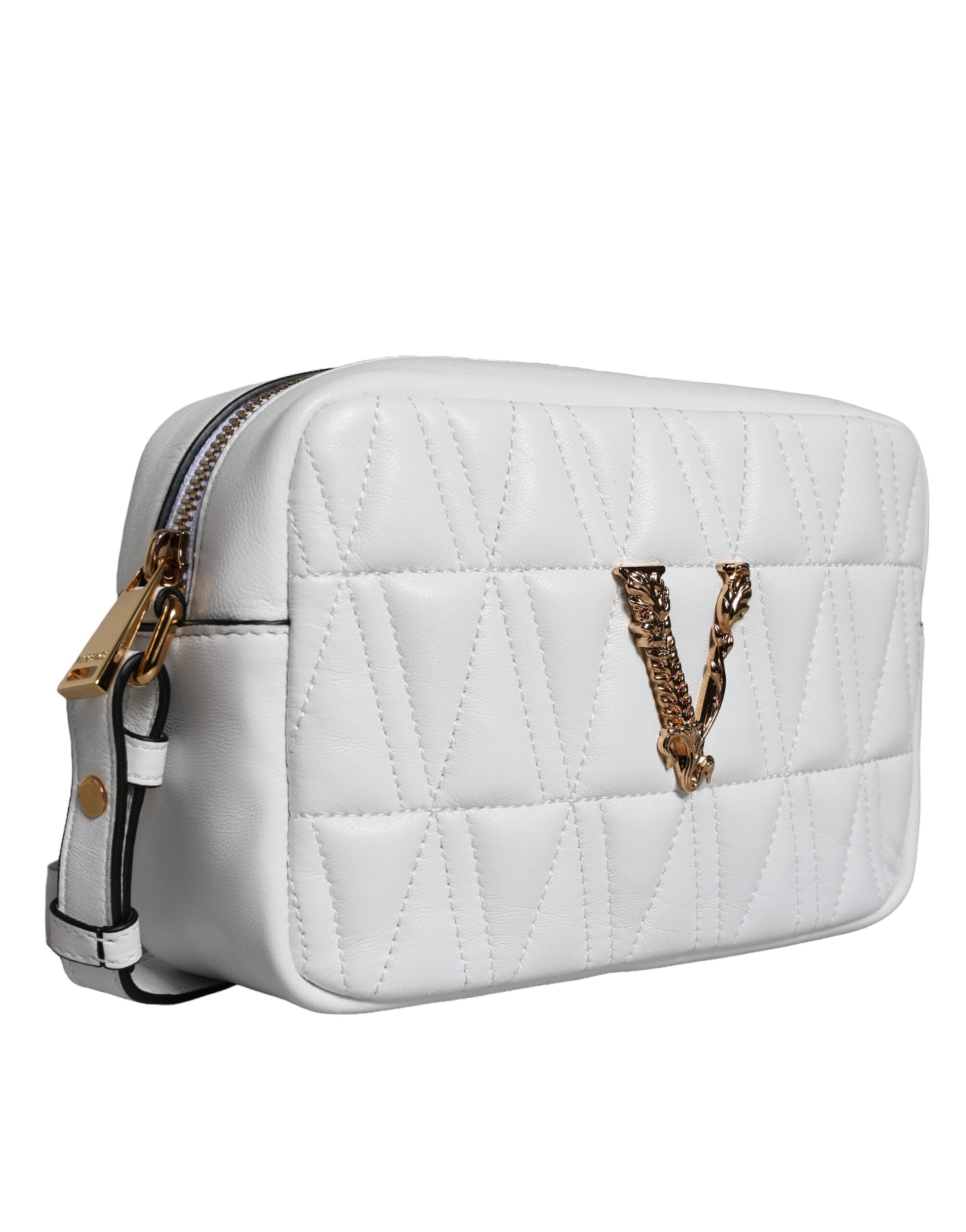 White Quilted Nappa Leather Crossbody Shoulder BagVERSACE Absolutely stunning, 100% Authentic, VERSACE bags. Brand logo, solid color, crossbody strap, zipper fastening. Model: Crossbody bag Material: 100% Nappa Leather Colour: White Black inner lining Zip