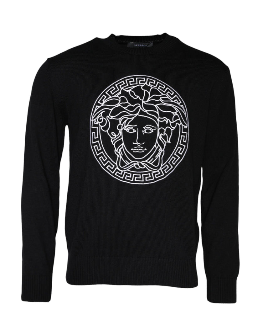 Black Medusa Embroidery Crew Neck Pullover SweaterVERSACE Absolutely stunning, 100% Authentic, brand new with tags VERSACE embroidered pullover sweater crafted from cotton features a long sleeves and crew neck. Model: Pullover sweater Colour: Black Materi