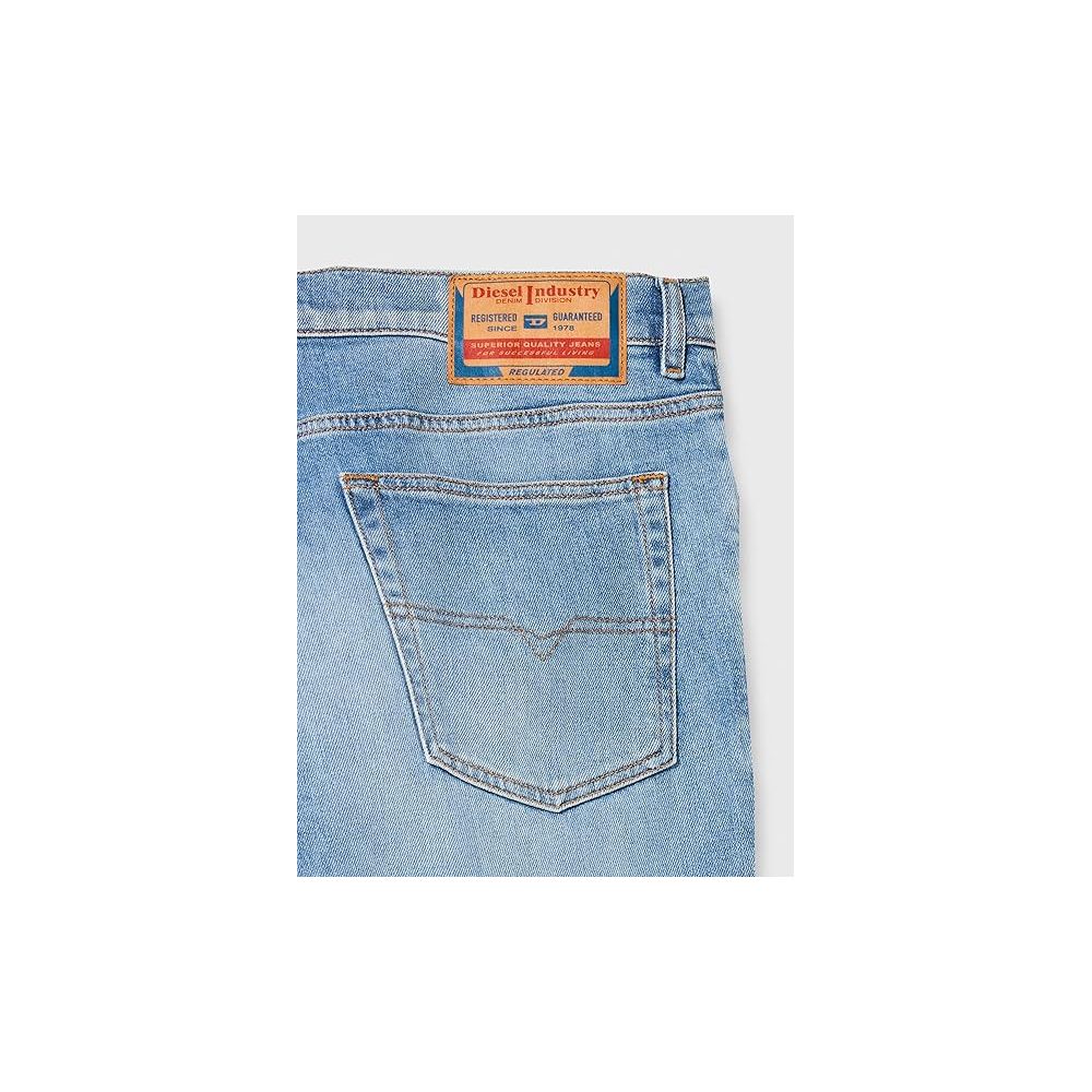 Blue Cotton Men JeansElevate your denim game with these effortlessly stylish Diesel jeans. Crafted from a premium blend of cotton, polyester, and elastane, these light washed blue jeans offer a regular fit that contours effortlessly to your form. Featurin