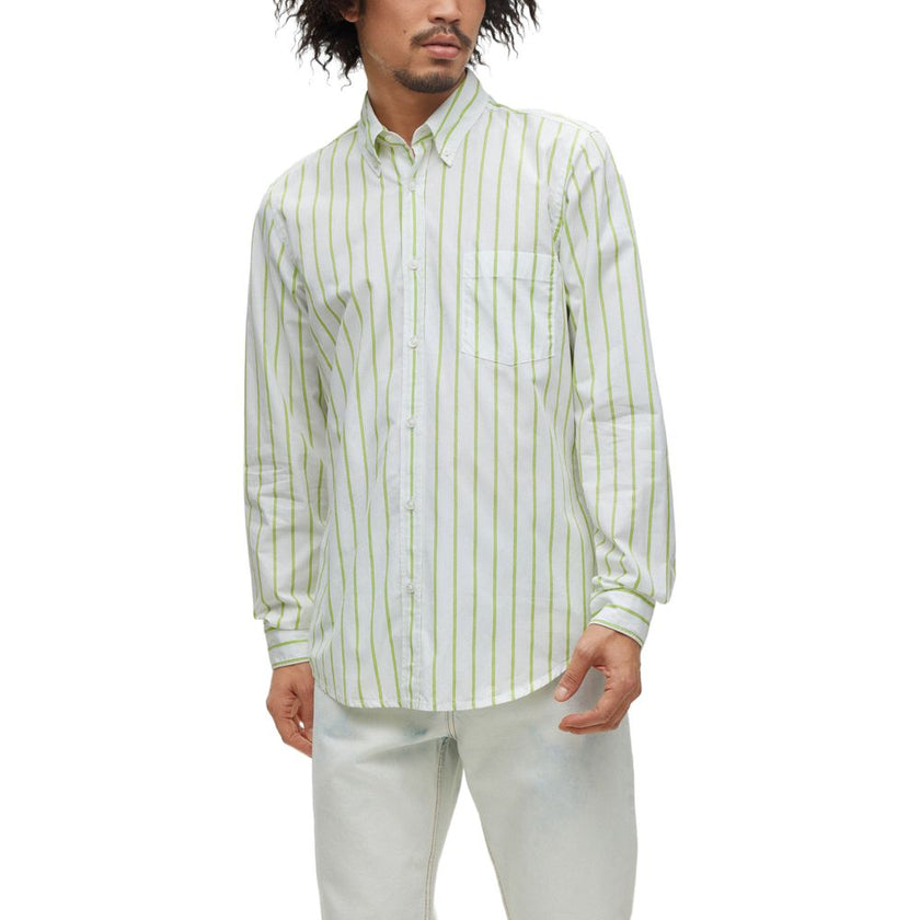 Green Cotton Dress ShirtThe Boss RICKERT 50488030 men’s long-sleeve shirt is a refined choice for any men’s wardrobe. Made from 100% pure cotton, this shirt ensures comfort and breathability all day long. The modern silhouette features a button-down colla