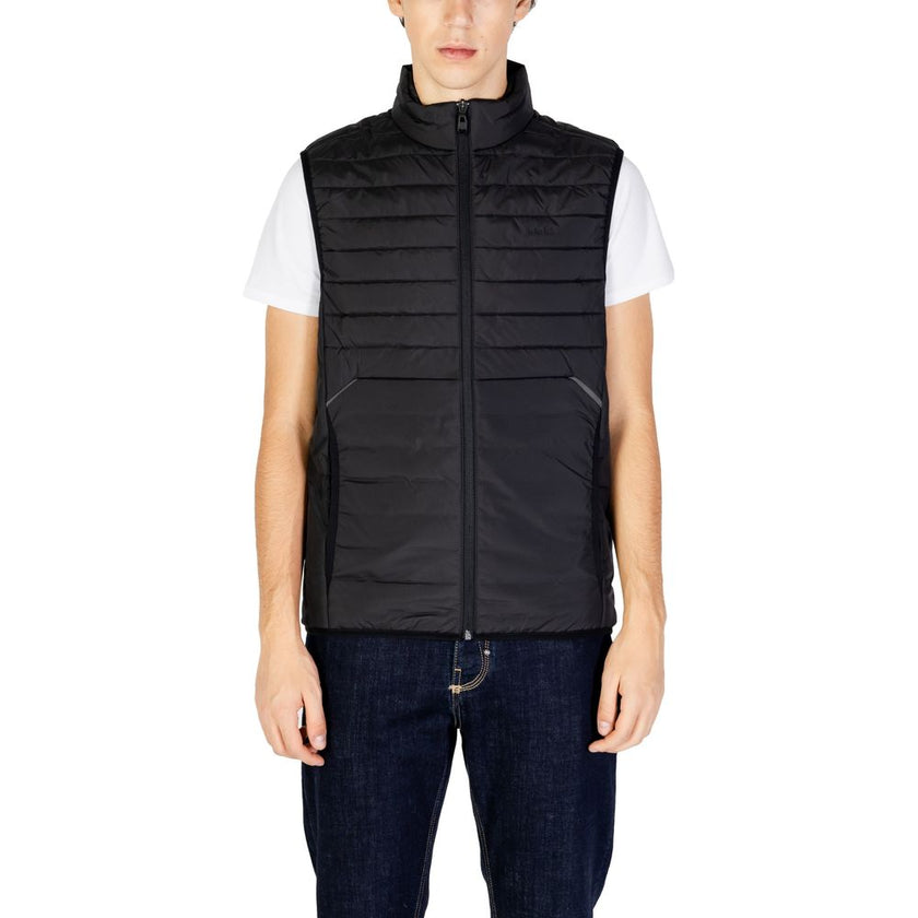 Black Polyester Sleveless JacketThe Boss V_Thor 2 10262007 01 50514762 men’s sleeveless vest is the perfect choice for those seeking a modern and functional style. Made from 100% polyester, this garment offers lightness, durability, and comfort throughout