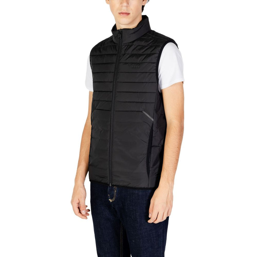 Black Polyester Sleveless JacketThe Boss V_Thor 2 10262007 01 50514762 men’s sleeveless vest is the perfect choice for those seeking a modern and functional style. Made from 100% polyester, this garment offers lightness, durability, and comfort throughout