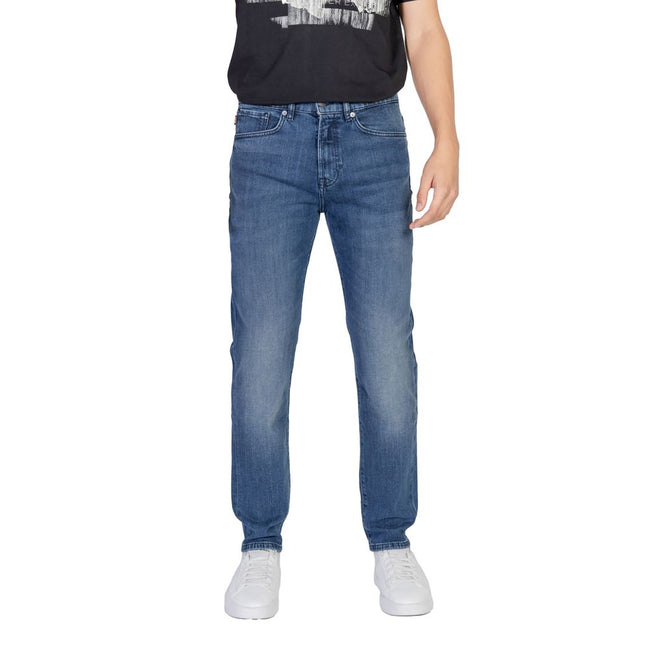 Blue Cotton Relaxed Fit JeansThe Boss RE.MAINE BO 10265584 01 50526928 men’s regular / loose jeans offer the perfect blend of comfort and contemporary style. With a regular and slightly loose fit, these jeans are ideal for those seeking freedom of movemen