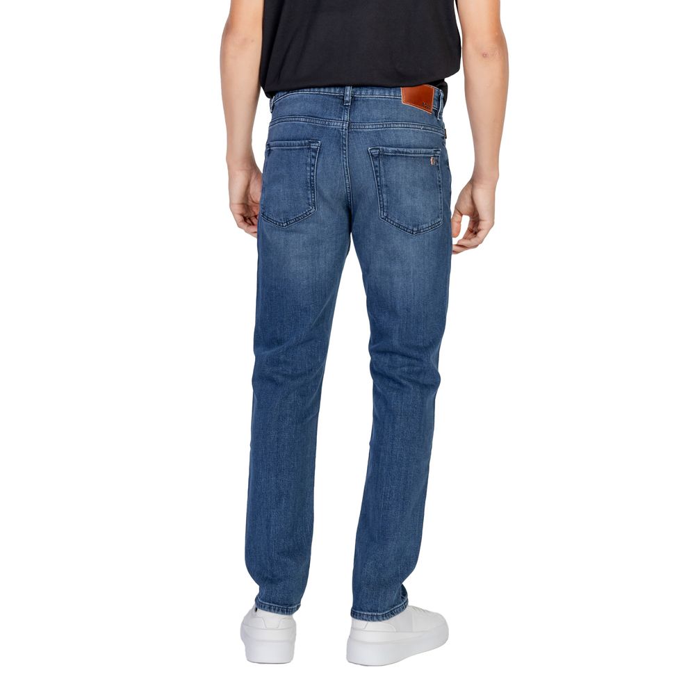 Blue Cotton Relaxed Fit JeansThe Boss RE.MAINE BO 10265584 01 50526928 men’s regular / loose jeans offer the perfect blend of comfort and contemporary style. With a regular and slightly loose fit, these jeans are ideal for those seeking freedom of movemen