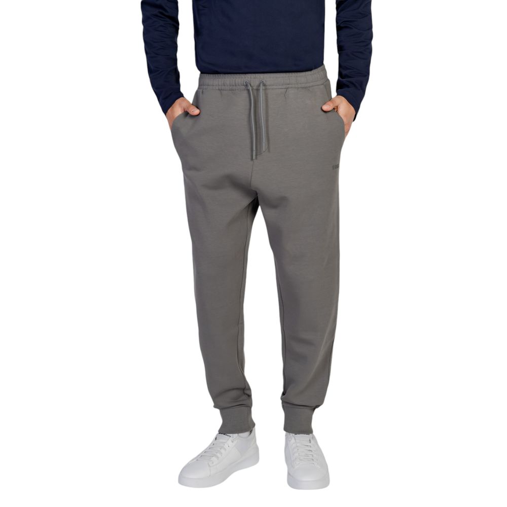 Gray Cotton Joggers (Workout Pants)The Boss Hadiko 10256713 01 50506141 men’s sweatpants combine comfort and style for everyday wear. Crafted from a soft sweatshirt fabric made of 95% cotton and 5% elastane/lycra, they offer a flexible fit that feels plea