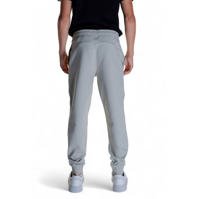 Gray Cotton Joggers (Workout Pants)Discover the Calvin Klein SHADOW EMBOSSED LOGO K10K113097 men’s sports pants, crafted from high-quality materials: 80% cotton, 16% recycled polyester, and 4% elastane/lycra. These pants provide exceptional comfort and a