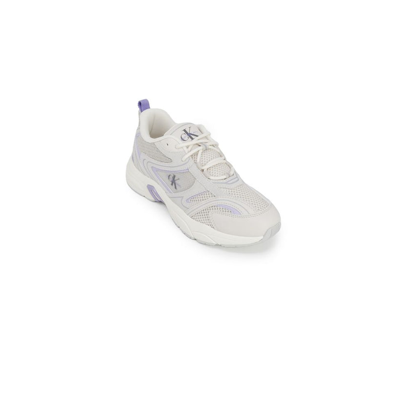 Purple Leather SneakerDiscover the Calvin Klein RETRO TENNIS SU-MESH women’s sneakers, a perfect blend of style and comfort. Made from 100% leather, these shoes feature a modern and sophisticated design, ideal for any casual occasion. Their lightweight an