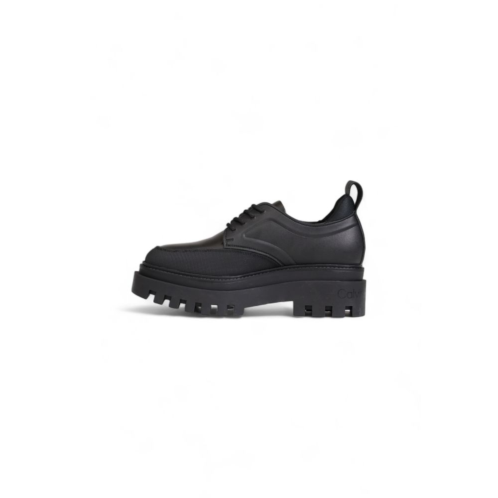 Black Polyethylene Platform PumpsThe Calvin Klein Jeans FLATFORM LACEUP DERBY YW0YW01502 women’s low shoes combine contemporary style with a focus on sustainability. Crafted from an innovative mix of materialsâ47% polyurethane, 35% recycled polyester, a