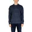 Blue Cotton SweaterThe Calvin Klein Jeans LINEAR J30J326193 men’s sweater is a must-have knitwear piece, combining contemporary style with comfort. Crafted from 100% pure cotton, it provides a soft and pleasant feel against the skin, making it ideal for t