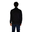 Black Cotton SweaterThe Calvin Klein Jeans MIXED STITCH HIGH J30J326204 men’s sweater is an elegant and contemporary choice for those seeking both style and comfort. Crafted from a premium blend of 90% cotton and 10% polyester, this sweater offers a soft,
