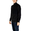 Black Cotton SweaterThe Calvin Klein Jeans MIXED STITCH HIGH J30J326204 men’s sweater is an elegant and contemporary choice for those seeking both style and comfort. Crafted from a premium blend of 90% cotton and 10% polyester, this sweater offers a soft,