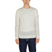 Cream Recycled Wool SportswearThe Calvin Klein MERINO RWS CREW NECK K10K109474 sweater is a must-have for the modern man’s wardrobe. Made from 100% RWS-certified recycled wool, this knitwear offers comfort, softness, and a focus on sustainability. The cla