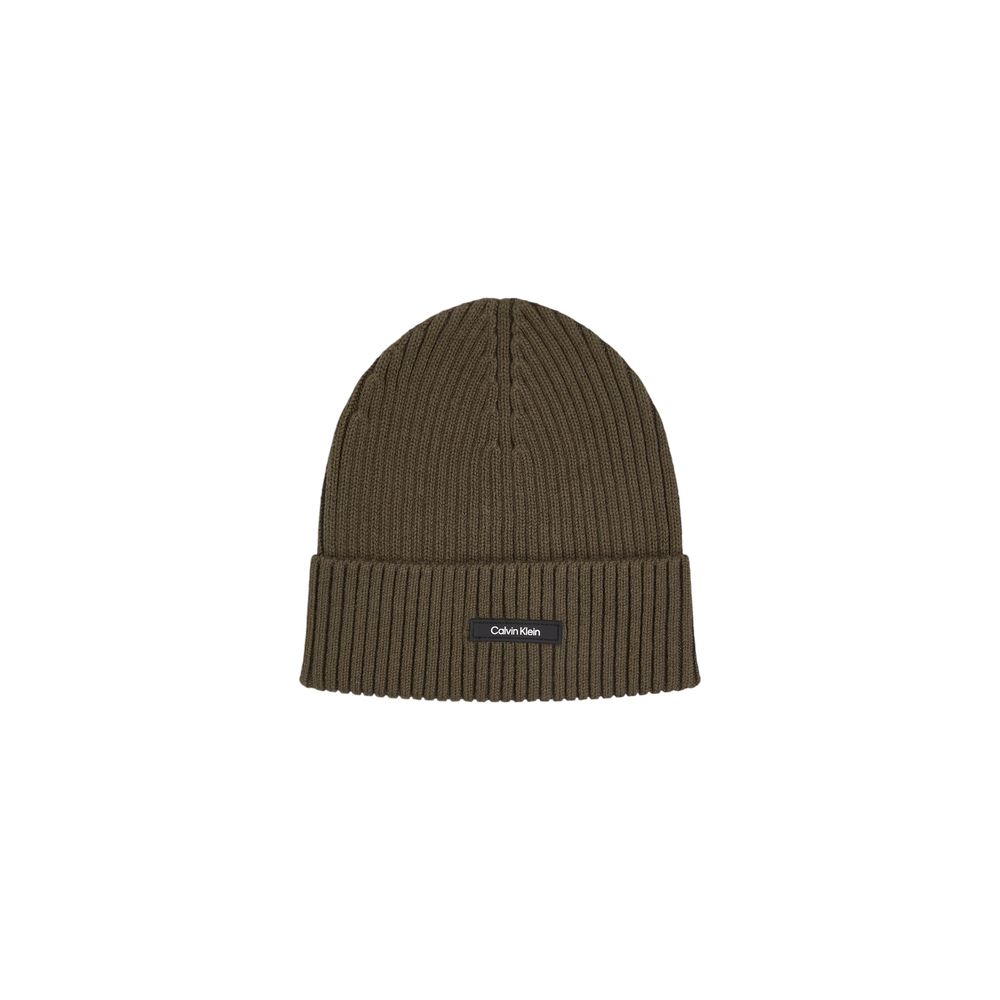 Blue Organic Cotton Cap (Baseball Hat)Discover the Calvin Klein CLASSIC COTTON RIB BEANIE for men, an essential accessory for your winter wardrobe. Made from a blend of 50% organic cotton, 45% cotton, and 5% cashmere, this beanie offers the perfect combin