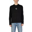 Black Cotton SweaterThe Calvin Klein Jeans MONOLOGO J30J325671 men’s sweater offers a contemporary and refined style, perfect for any casual or informal occasion. Made from 100% transitional in-conversion cotton, this garment ensures comfort, breathabilit