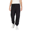 Black Cotton Joggers (Workout Pants)Discover the Calvin Klein Jeans COTTON POPLIN UTILITY men’s sports pants, made from 100% cotton to ensure maximum comfort and breathability. The utility design features practical pockets, perfect for storing your essent