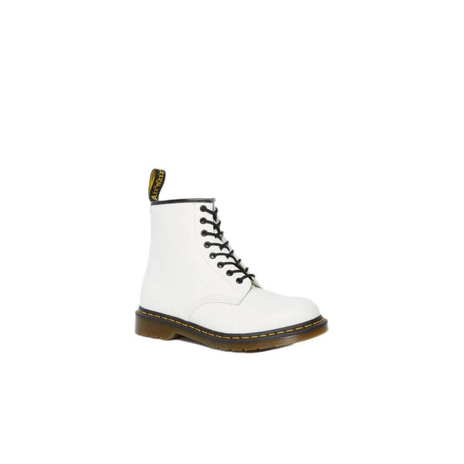 White Leather Lace-Up BootsDiscover the iconic Dr. Martens 1460 SMOOTH ankle boots, crafted from 100% leather to ensure unparalleled quality and durability. These boots, with their distinctive design, are perfect for expressing your personal style. The st