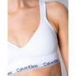 White Polyester BraDiscover the Lift bralette by Calvin Klein Underwear, an essential piece for your intimate wardrobe. Made from 100% polyester, this bra is designed to provide comfort and support throughout the day. Its bralette shape is perfect for a c