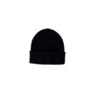 Black Cotton Cap (Baseball Hat)The Calvin Klein Jeans INSTITUTIONAL BEANIE for women is an elegant and versatile accessory, made from 100% cotton for comfort and breathability. The ribbed design is enhanced by an embroidered logo, adding a modern and dist