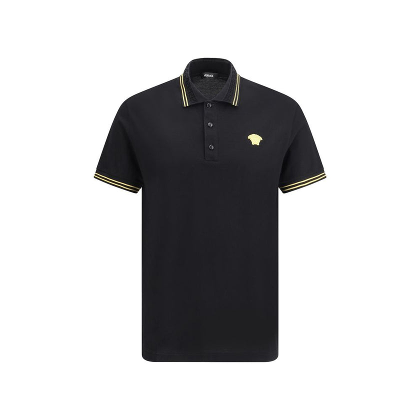 Black Cotton Polo ShirtCotton Polo Shirt by Versace, classic ribbed collar, tone-on-tone front buttons, iconic brand logo patch applied on front, regular fit. Season: AW25 Composition: 100% Cotton MADE IN TUNISIABlack Cotton Polo Shirt${tagsVersaceAulae B