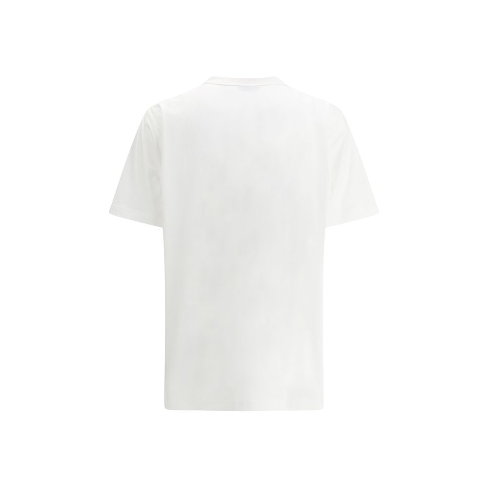 White Cotton T-ShirtBurberry’s Archive Check pocket T-shirt features a ribbed crew neck and an applique pocket on the front with the historic Archive Check pattern. The rest of the garment features an all-over monochrome pattern for a modern and versatile