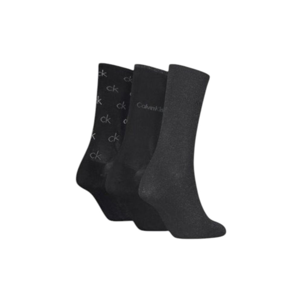 Black Cotton SocksDiscover the elegance and comfort of the Calvin Klein SOCK 3P LUREX LOGO GI 701229444 women’s socks. Made with high-quality materials, these socks are composed of 49% cotton, 42% polyamide, 7% metallic fibers, and 2% elastane/lycra, ensu