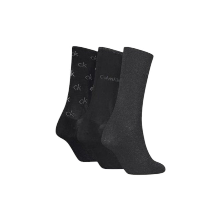 Black Cotton SocksDiscover the elegance and comfort of the Calvin Klein SOCK 3P LUREX LOGO GI 701229444 women’s socks. Made with high-quality materials, these socks are composed of 49% cotton, 42% polyamide, 7% metallic fibers, and 2% elastane/lycra, ensu