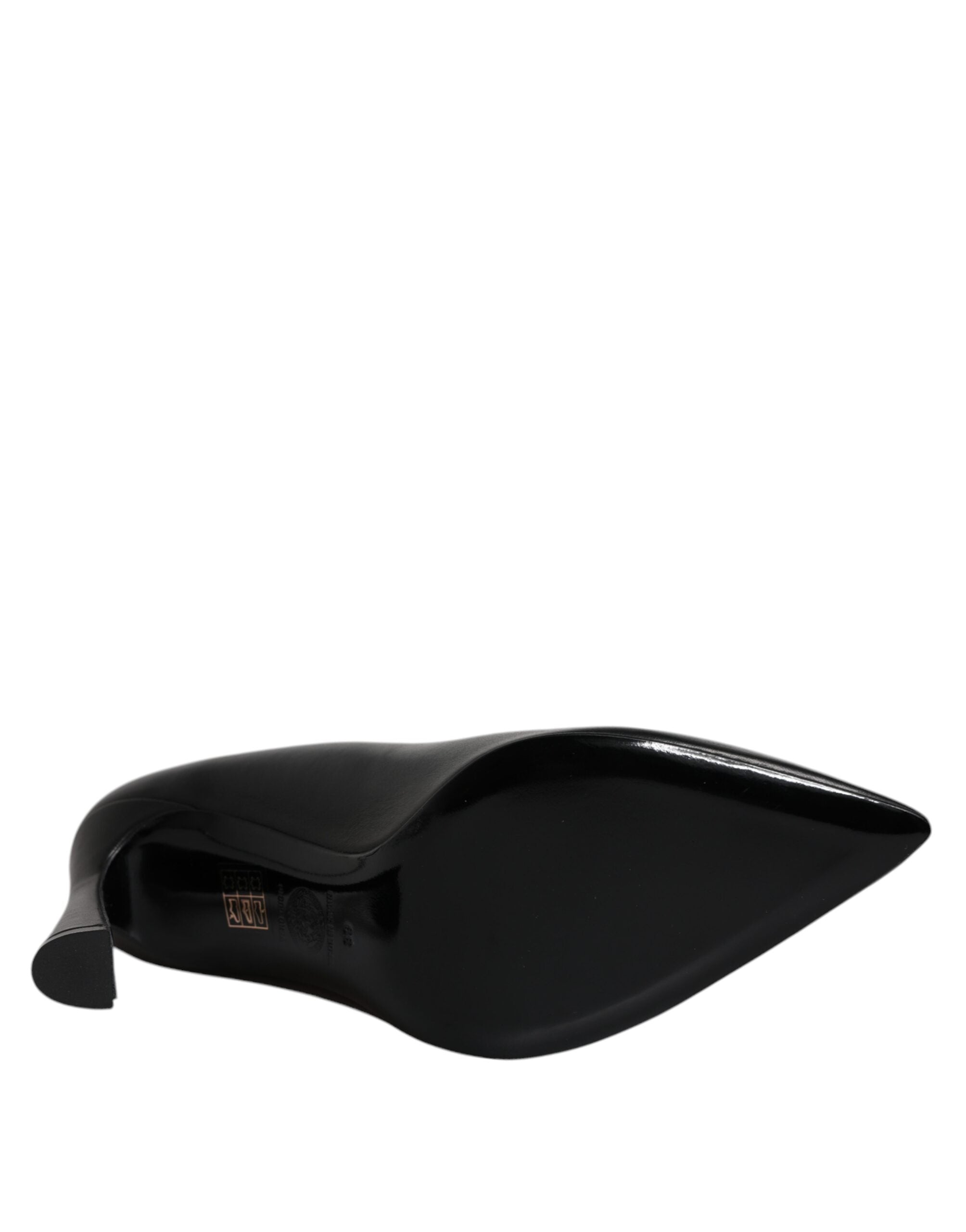 Black Leather Pumps with Logo Plaque High Heels