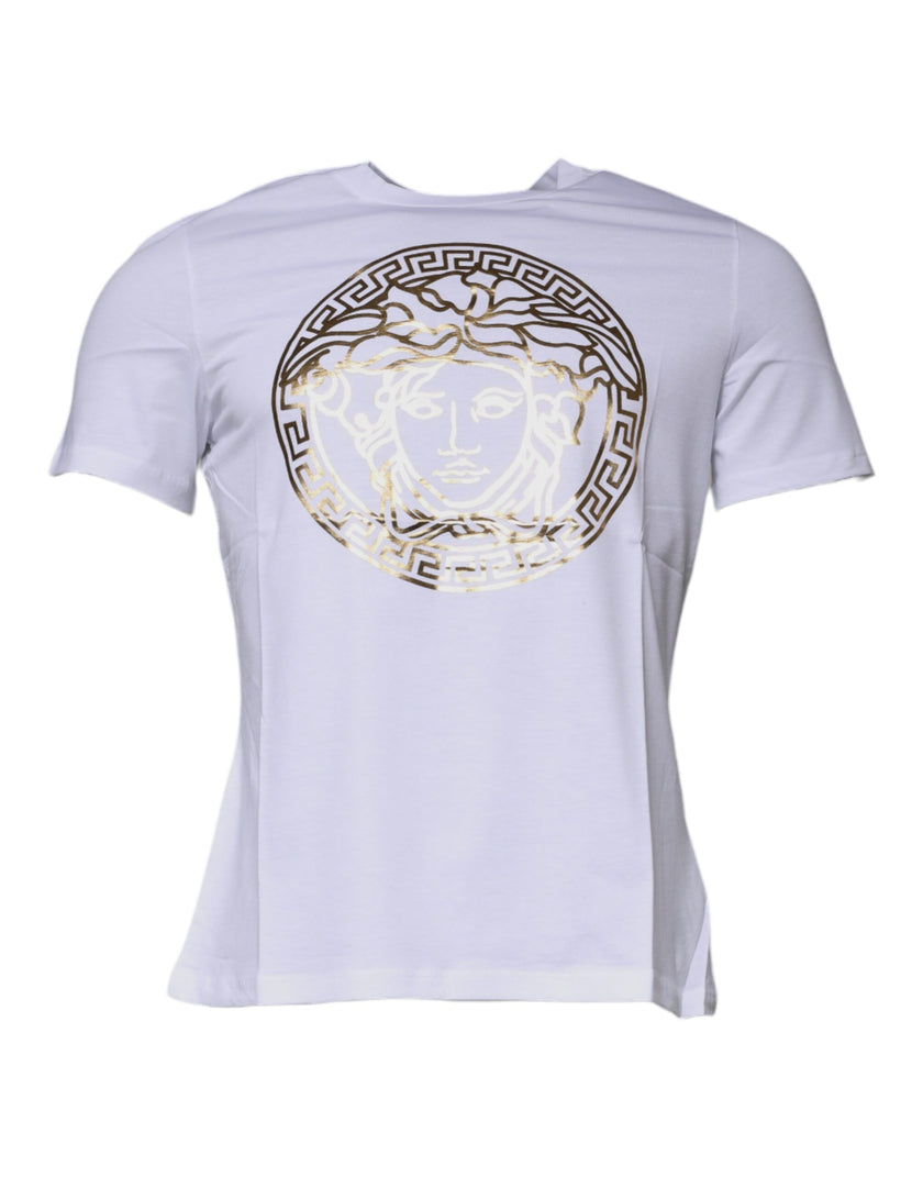 White Medusa Print Cotton Crew Neck T-shirtVERSACE Absolutely stunning, 100% Authentic brand new with tags VERSACE medusa print t-shirt crafted from cotton features a short sleeves and crew neck. Model: Crew neck t-shirt Color: White, Gold Material: 100%