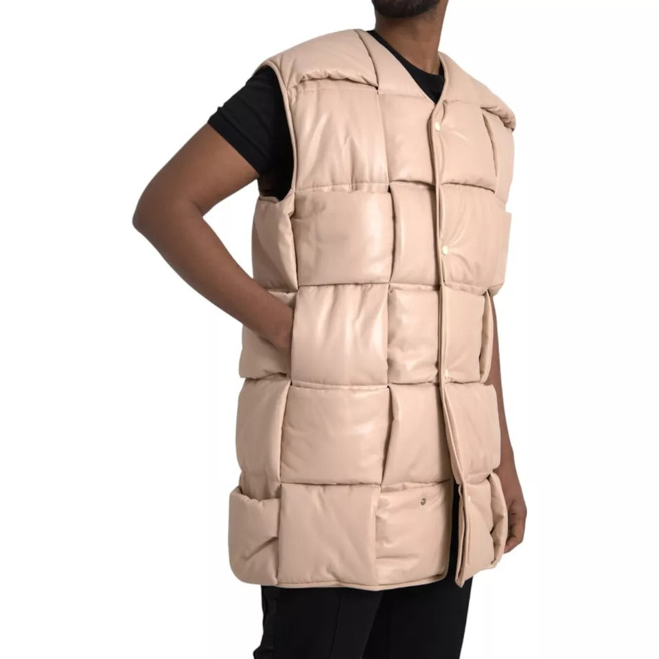 Beige Quilted Sleeveless Calf Leather JacketBOTTEGA VENETA Absolutely stunning, 100% Authentic, brand new with tags BOTTEGA VENETA leather vest Model: Quilted Vest Jacket Colour: Beige Material: 100% Calf Leather Full button closure Made in ItalyBeige Qui